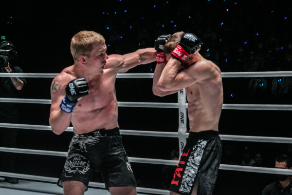 Dmitriy Babkin Ivan Parshikov ONE Friday Fights 3 1920X1280 24