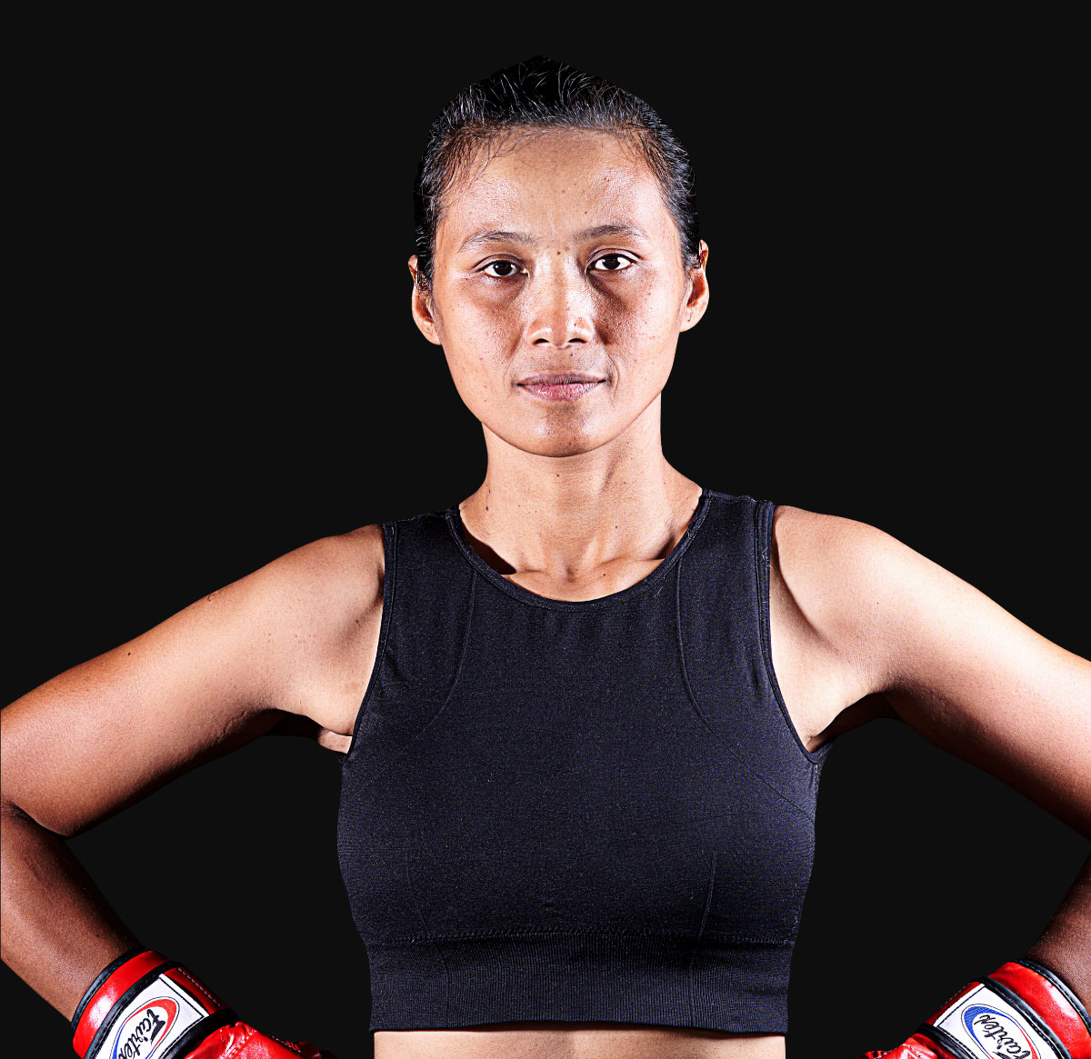 Ploymuangjan_Smile hero 1200x1165 1