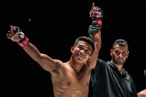 Rak Erawan Chusap Sor Salacheep ONE Friday Fights 10 16