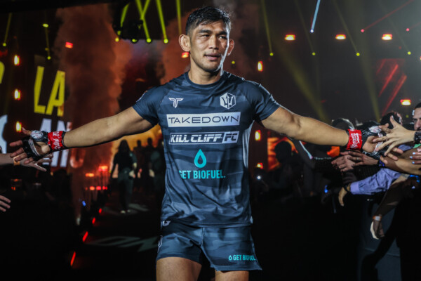 Aung La N Sang Fan Rong ONE Fight Night 10 6