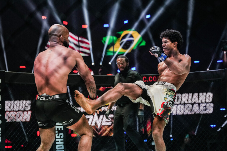 Demetrious Johnson Adriano Moraes ONE Fight Night 10 69