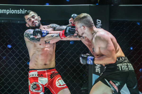 Zebaztian Kadestam Roberto Soldic ONE Fight Night 10 69