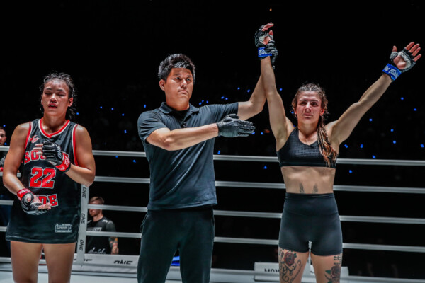 Nat Jaroonsak Lisa Kyriacou ONE Friday Fights 26 26