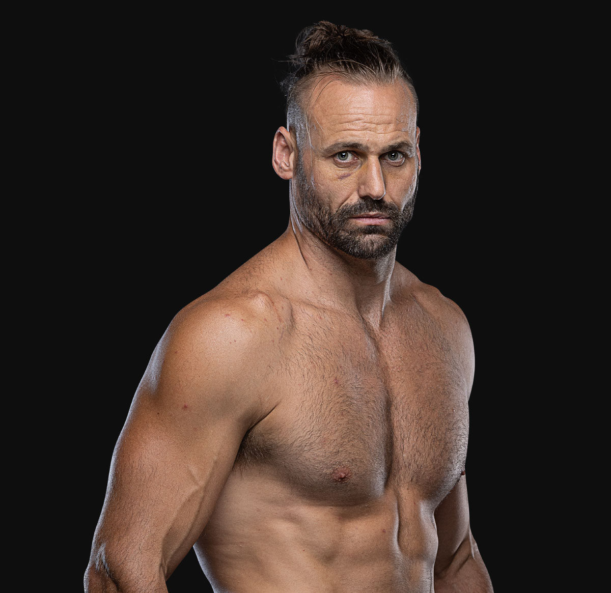 Alex_Roberts hero 1200x1165 1