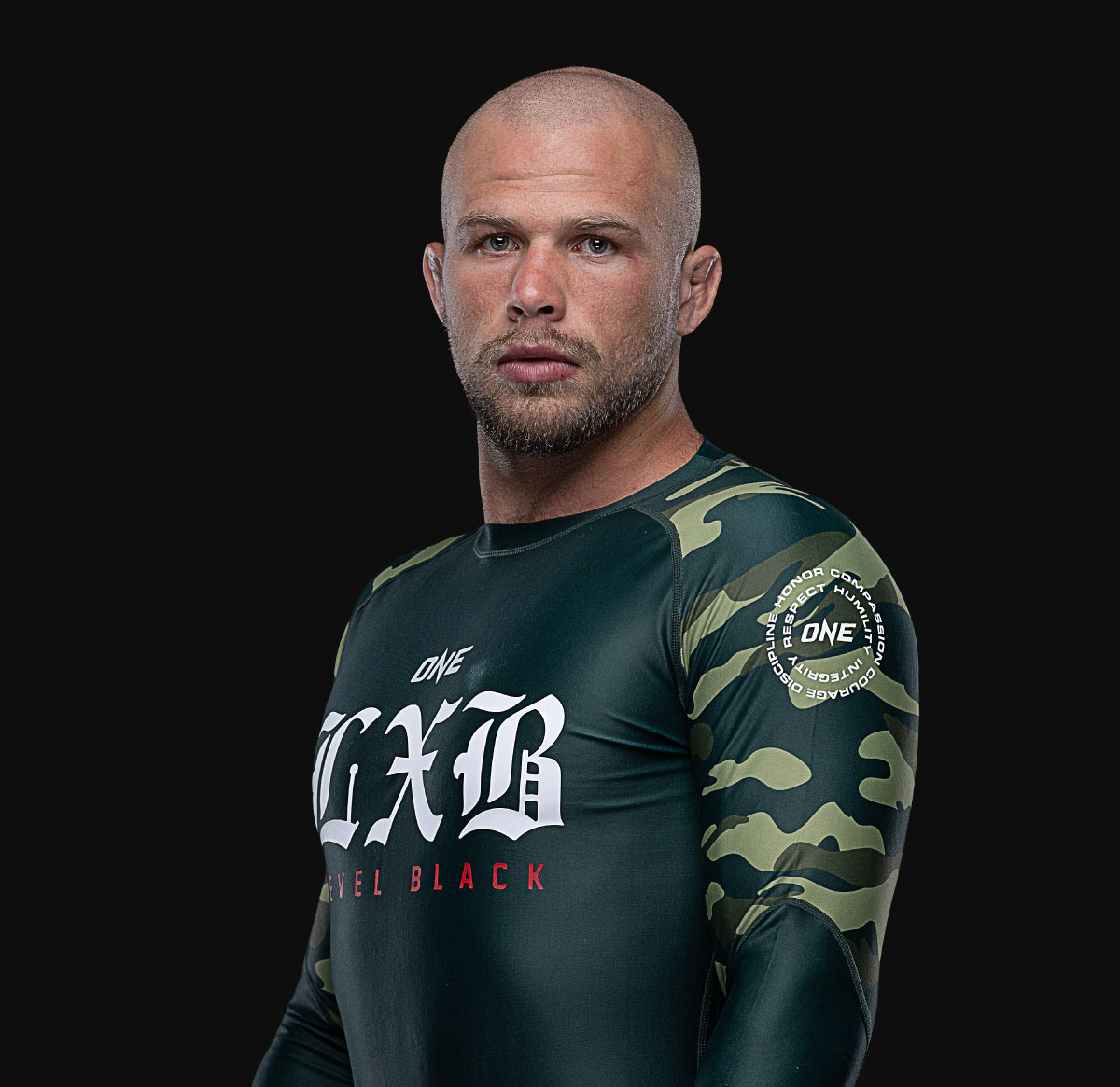 Izaak_Michell hero 1200x1165 1