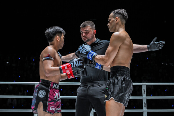 Prajanchai PK Saenchai Jonathan Di Bella ONE Friday Fights 68 10 scaled