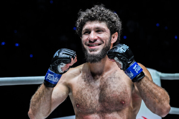Kiamran Nabati strikes a pose for the camera at ONE Friday Fights 68.
