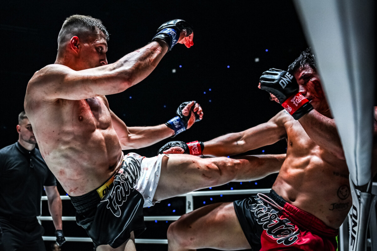 Komawut FA Group Soner Sen ONE Friday Fights 110 44