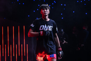 Yonis Anane Liu Junchao ONE Friday Fights 114 49 1200x800 1