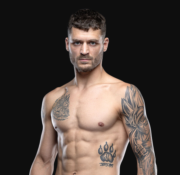 Oskar_Siegert hero 1200x1165 1