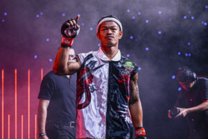 Aslamjon Ortikov Kongthoranee Sor SommaiONE Fight Night 36 5 scaled 1