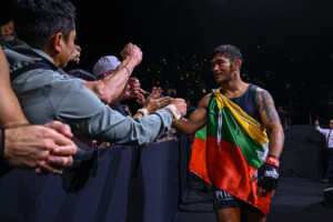 Aung La N Sang Zebaztian Kadestam ONE Fight Night 36 4