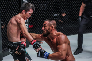 Hiroyuki Tetsuka Shinya Aoki ONE 173 12 scaled 1