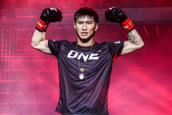 Tawanchai PK Saenchai getting ready for his clash at ONE Friday Fights 137.