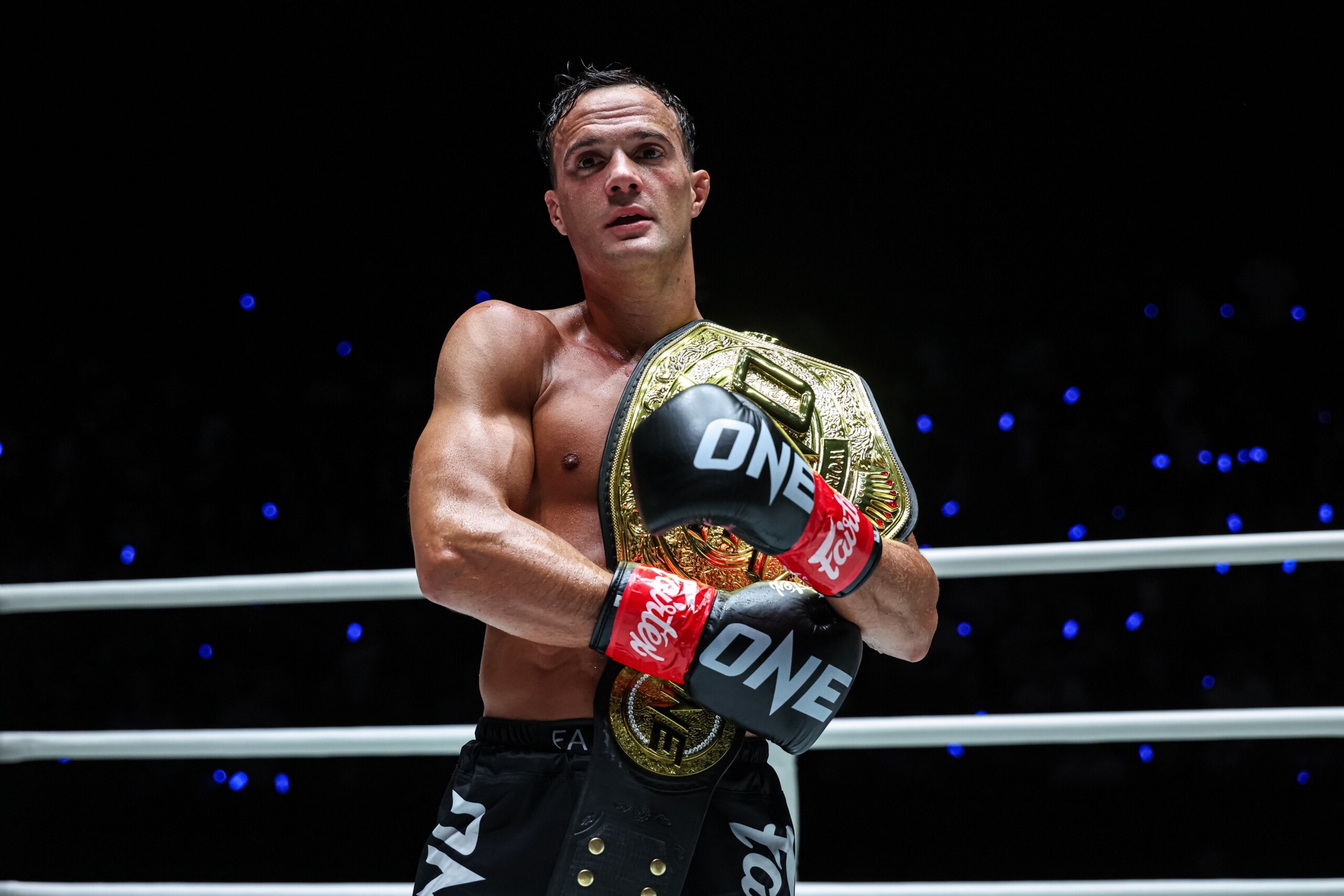 Jonathan Di Bella celebrates his World Title victory at The Inner Circle 22.