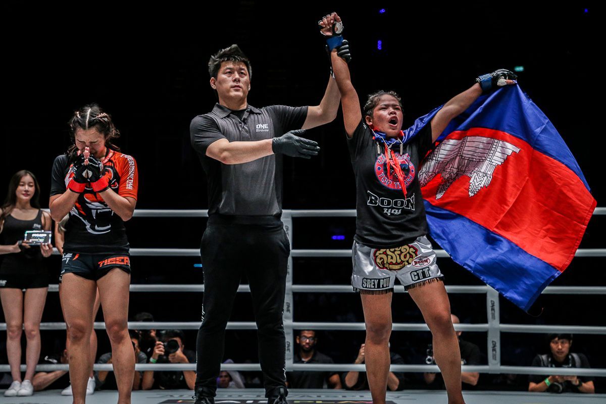 Nou Srey Pov beats Rika Ishige