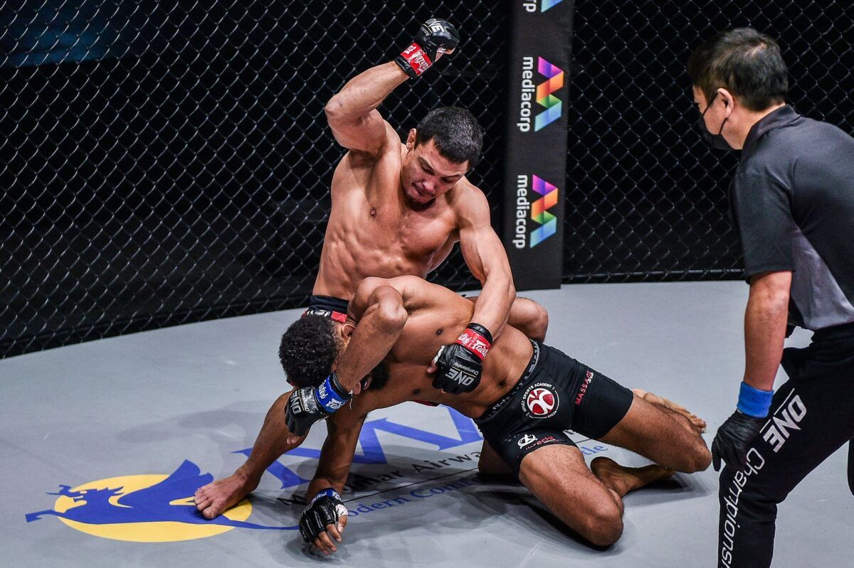 Russian MMA star Timofey Nastyukhin fights Dutch kickboxing Pieter Buist at ONE: INSIDE THE MATRIX II in Singapore