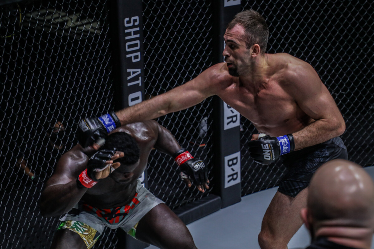 Pictures from the heavyweight fight between Oumar Kane and Kirill Grishenko at "ONE on TNT IV"