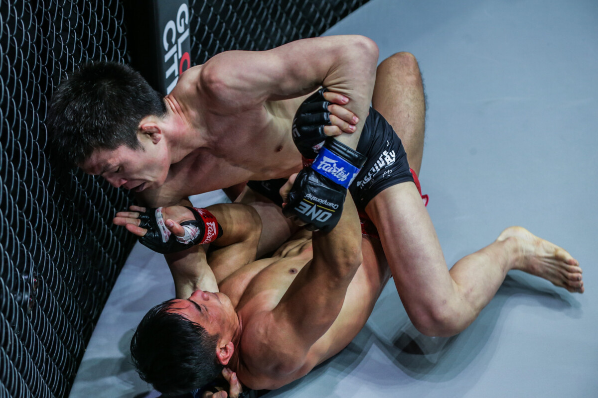 Pictures from the fight between Eduard Folayang and Shinya Aoki from "ONE on TNT IV"