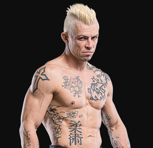 Arnaud_Lepont Heroes1200x1165 600x583