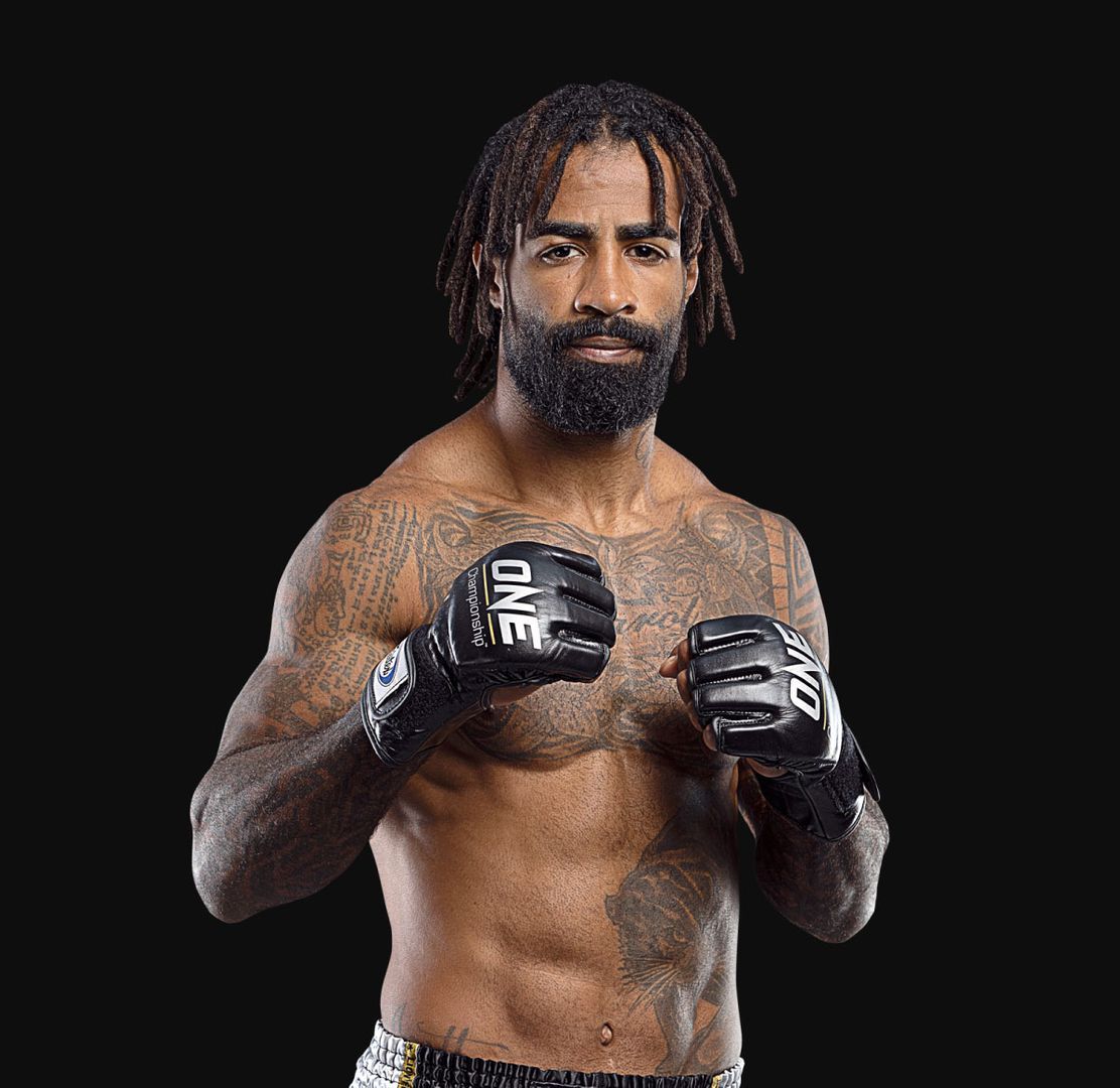 Cosmo_Alexandre hero 1200x1165 1