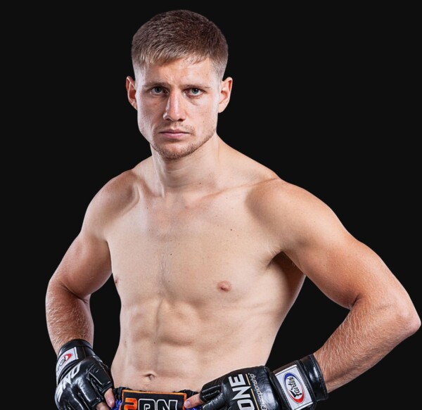 Deividas_Danyla hero 1200x1165