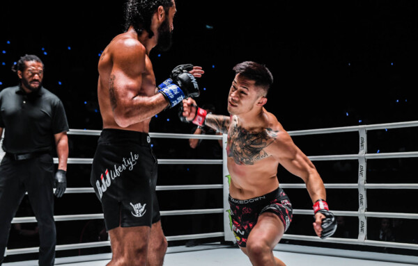 Martin Nguyen Leonardo Casotti ONE Fight Night 7 1920X1280 48 e1677615549754 600x383
