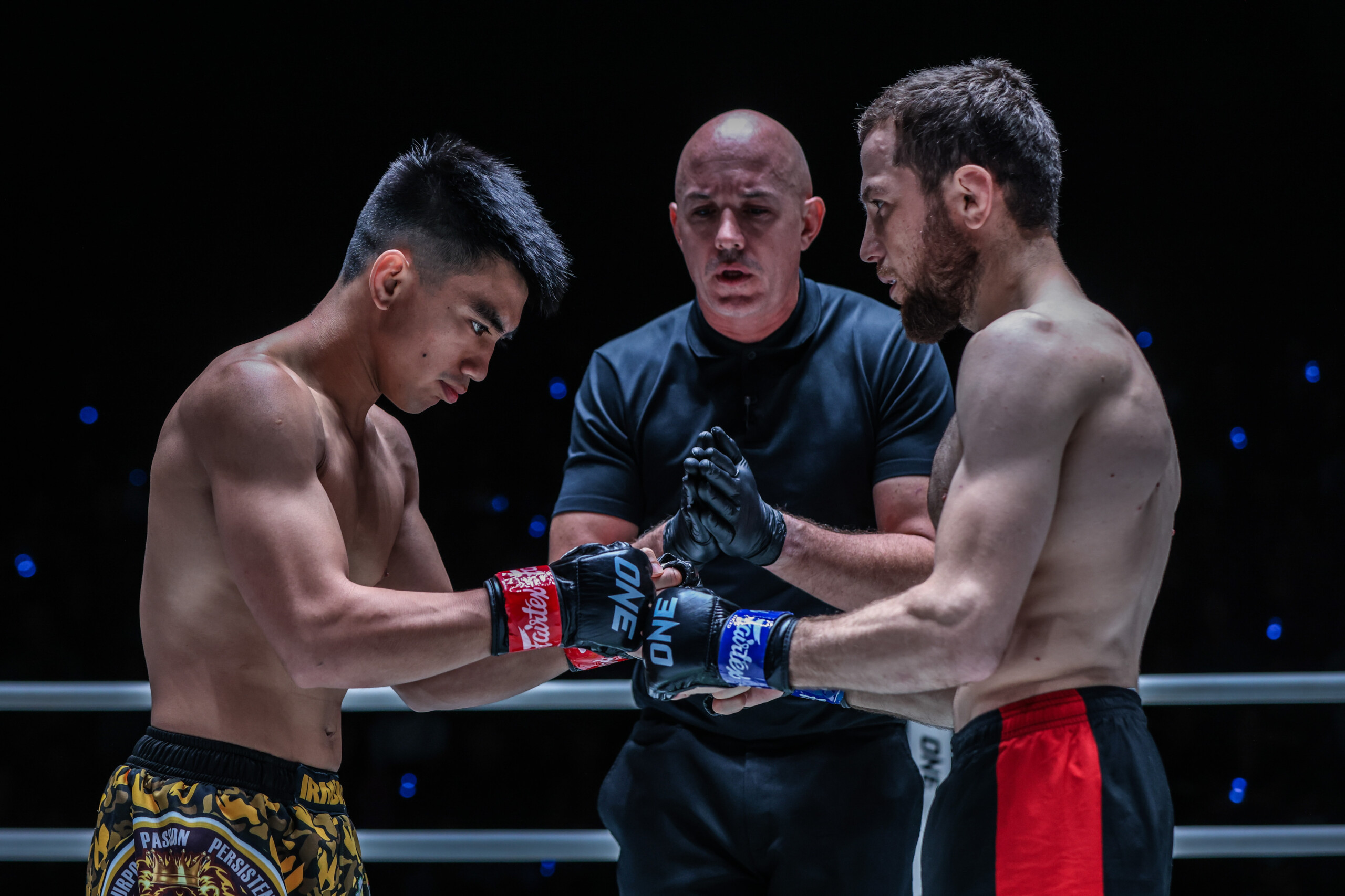 جوشوا باسيو ومنصور مالاشييف في عرض ONE Fight Night 15