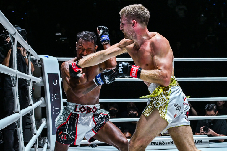 Jonathan Haggerty Felipe Lobo ONE Fight Night 19 29 scaled