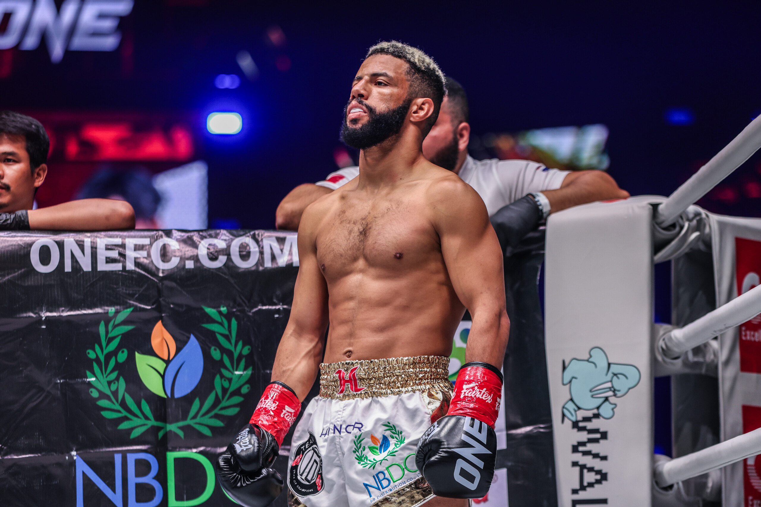 Hyu Zakaria El Jamari ONE 172 46 1 scaled