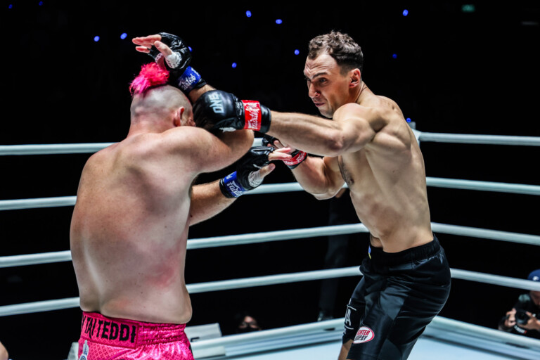 Roman Kryklia Lyndon Knowles ONE Fight Night 30 52 scaled