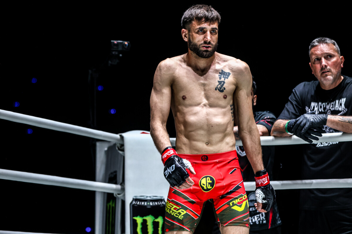 Nicolas Vigna Dzhabir Dzhabrailov ONE Fight Night 32 26