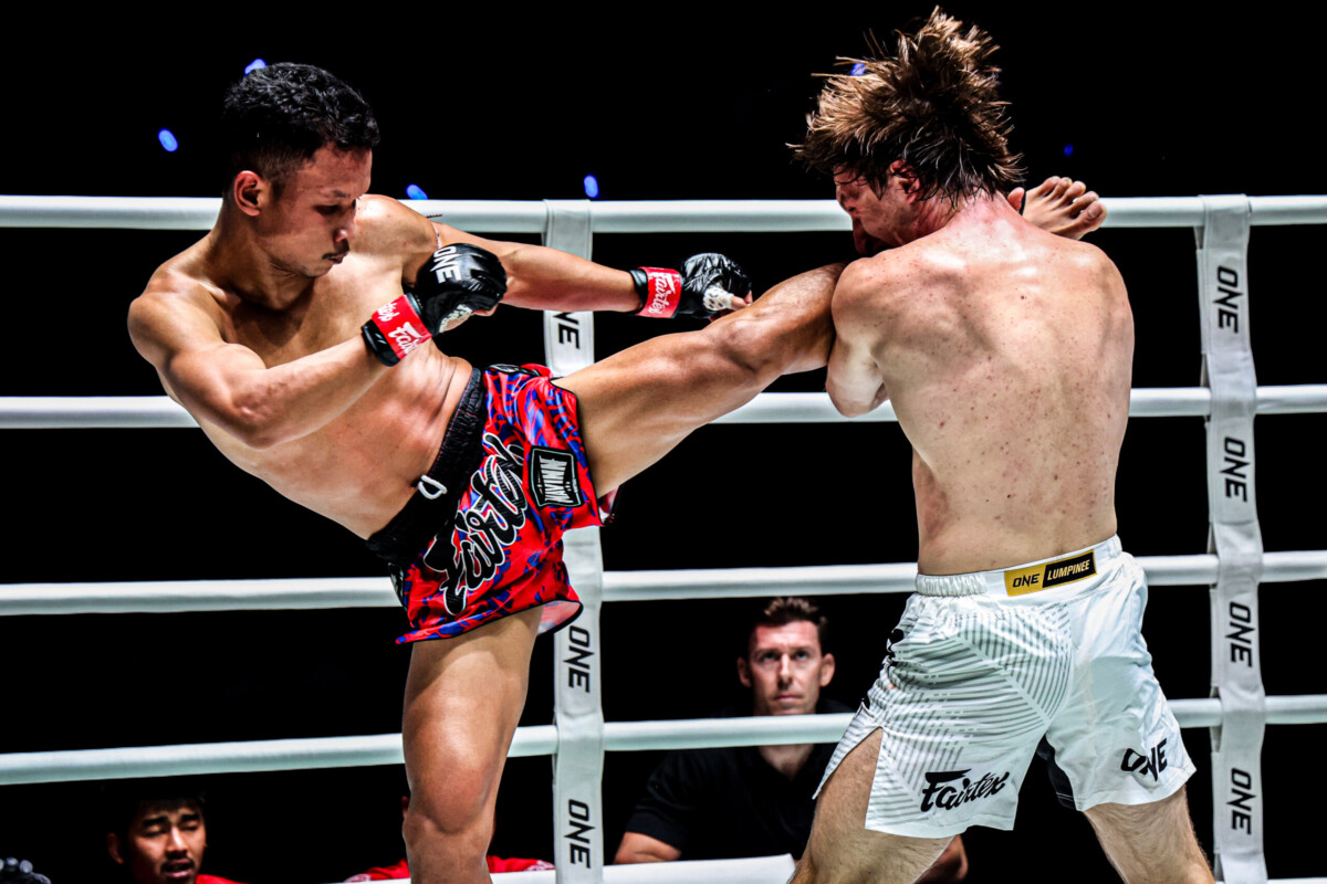 Denkriangkrai Mavinn Muaythai Valerii Strungari ONE Friday Fights 148 13