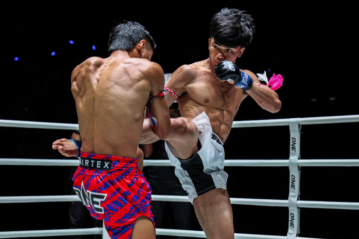 برازيل أيكموانيون وبيتفوبا أيبوجان في عرض ONE Friday Fights 168